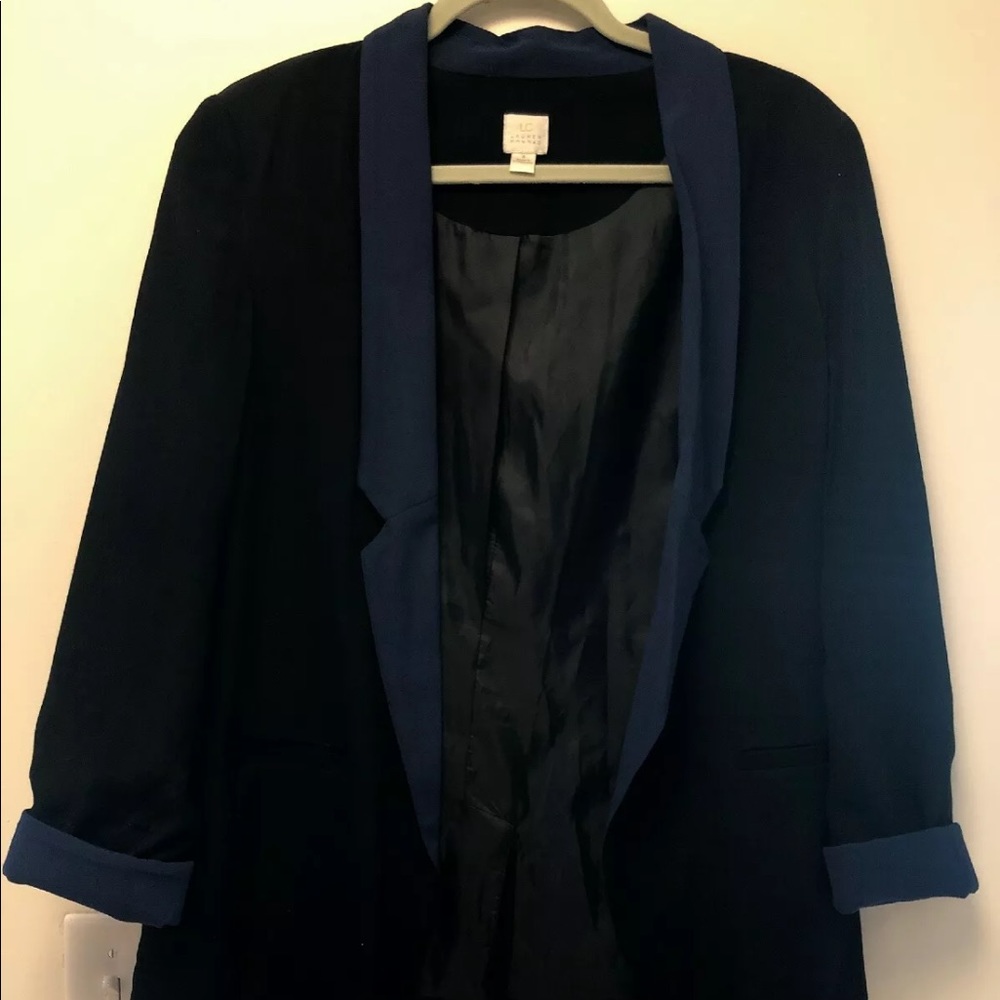 Lauren Conrad blazer size 6